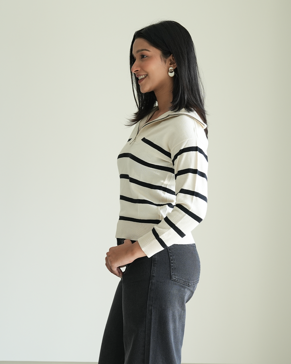 White Turtle neck zipper knit Top