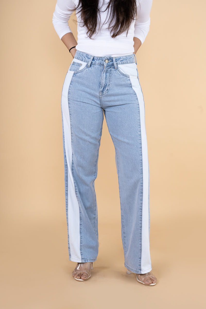 Ice Patched Lightweight Straight fit Jeans