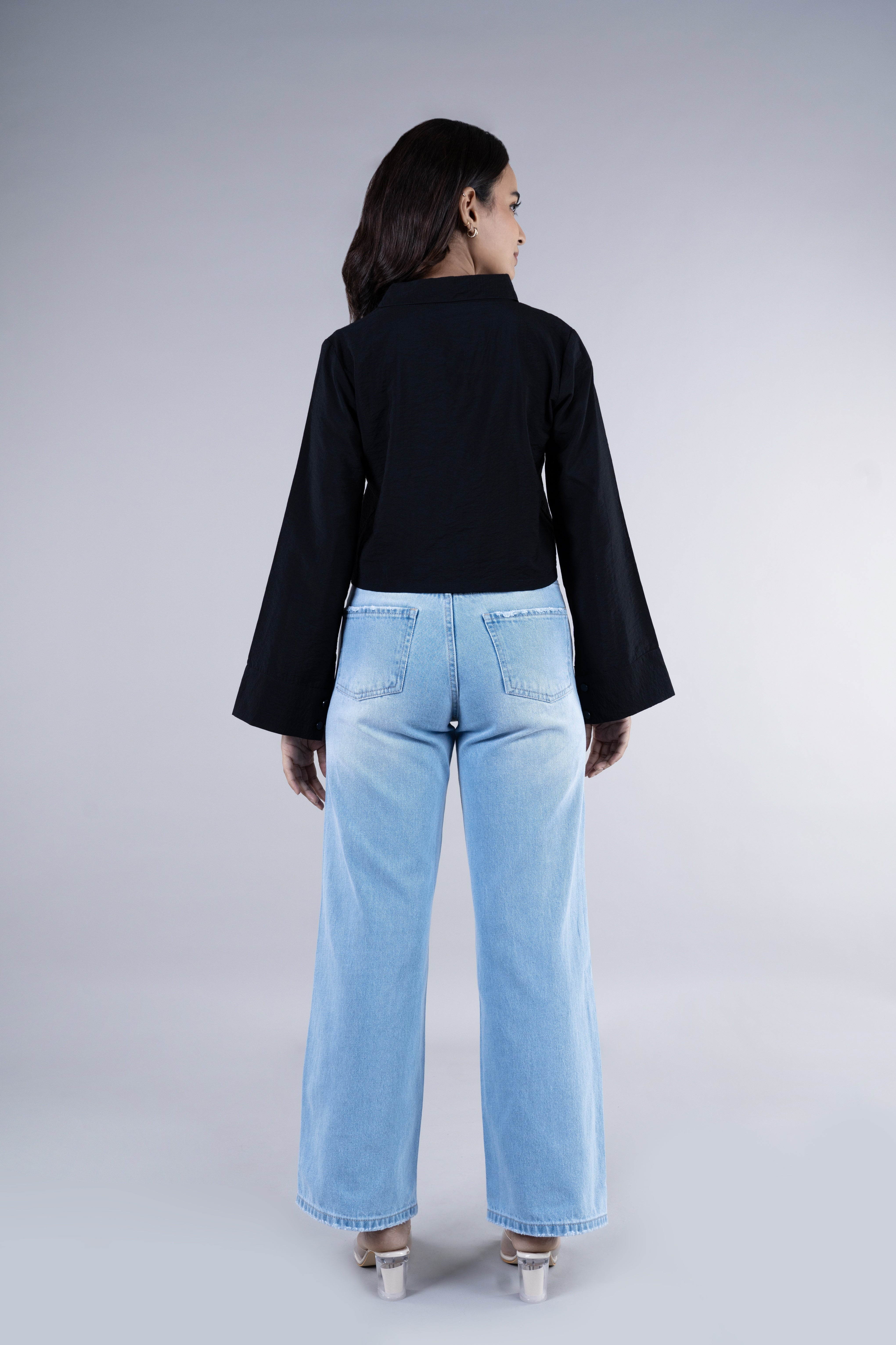 Oversized Cloud Cropped Shirt