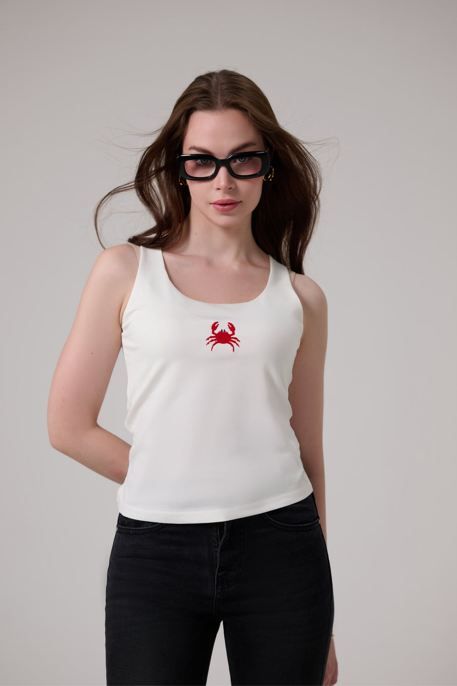 Crab Embroidery Tank Top