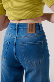 Everyday Mid-Blue Wide Jeans